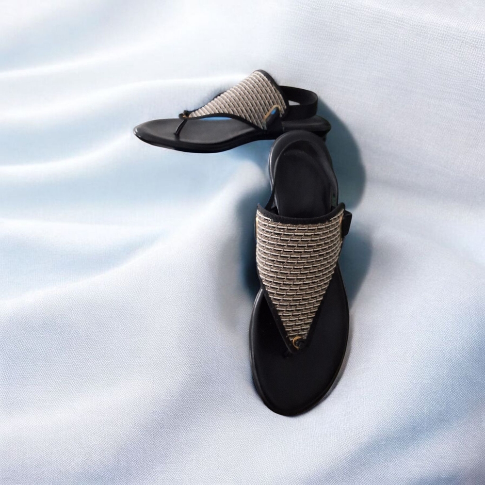 Italian Shoemakers Gold and Black Sandals with Thong Style